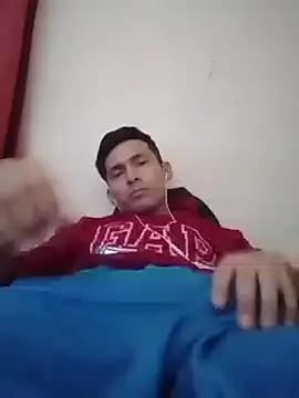 Snapshot of Fer-nand chatting on March 19, 2025, 1:40 pm Fer-nand online show from March 19, 2025, 1:40 pm