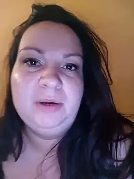 Szilvi93 online show from February 26, 2026, 6:07 pm