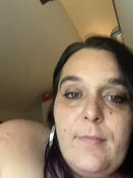 Snapshot of butterflyass900 chatting on December 10, 2024, 2:28 pm butterflyass900 online show from December 10, 2024, 2:28 pm