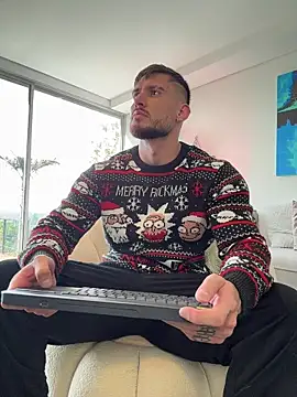 DimitriSullivan  online show from December 3, 2025, 2:15 pm