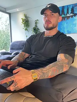 DimitriSullivan  online show from March 12, 2026, 1:28 pm