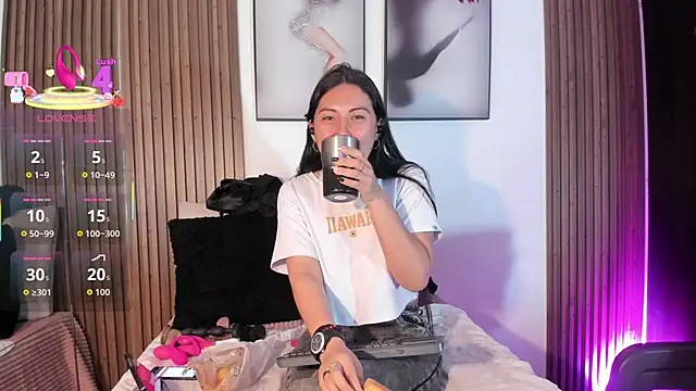 Ella Rousse online show from November 29, 2025, 2:09 pm