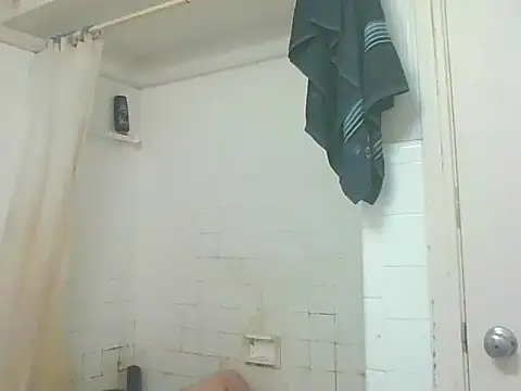 Honeybee2025 online show from February 17, 2025, 4:20 am