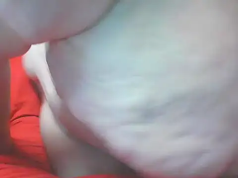 Honeybee2025 online show from March 4, 2025, 9:00 pm