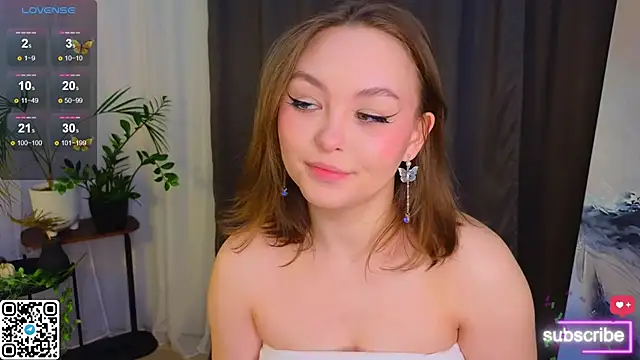 Snapshot of GwendolynFinch chatting on February 28, 2025, 1:05 am GwendolynFinch online show from February 28, 2025, 1:05 am