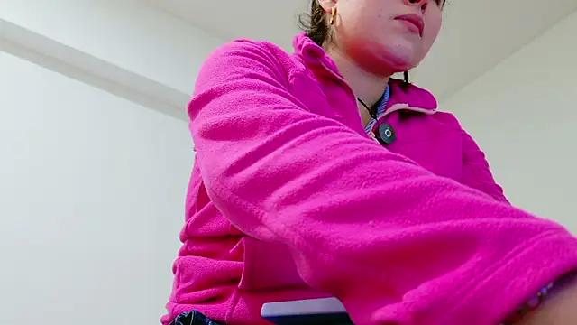 Snapshot of NeredaXxx chatting on February 18, 2026, 9:44 pm NeredaXxx online show from February 18, 2026, 9:44 pm