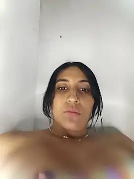 Snapshot of bigasssweet_2 chatting on December 2, 2025, 12:27 am bigasssweet 2 online show from December 2, 2025, 12:27 am