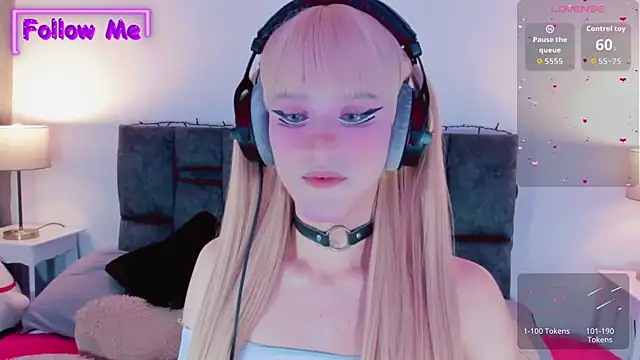 Kirmyy  online show from November 7, 2025, 10:43 pm