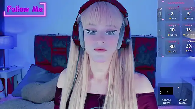 Kirmyy  online show from November 17, 2025, 9:53 pm