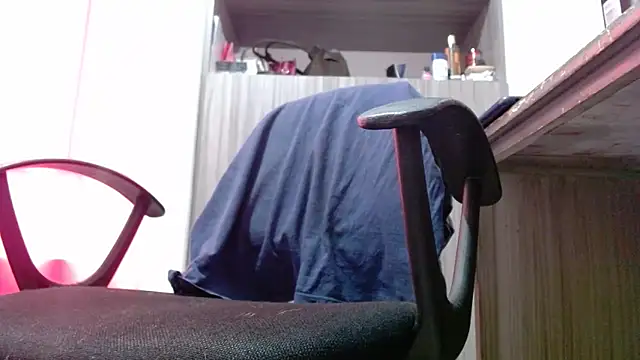 Snapshot of nicolle_milf1978 chatting on February 24, 2026, 12:03 pm nicolle milf1978 online show from February 24, 2026, 12:03 pm