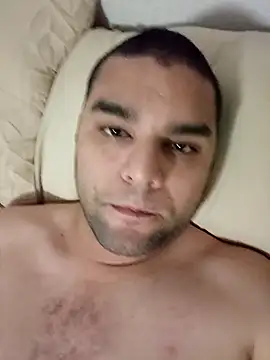 Snapshot of Lalokhalifo chatting on December 17, 2024, 11:06 am Lalokhalifo online show from December 17, 2024, 11:06 am