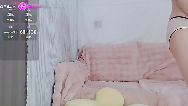 Snapshot of Koi-m- chatting on January 26, 2025, 5:34 am Koi-m- online show from January 26, 2025, 5:34 am