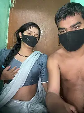 Suhani512 online show from May 19, 2026, 11:22 pm