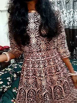 Cute-Bhavya online show from February 4, 2025, 1:56 am