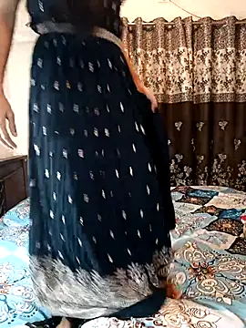 Cute-Bhavya online show from September 18, 2025, 5:53 am