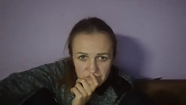 Milaniya261 online show from November 15, 2025, 2:24 pm