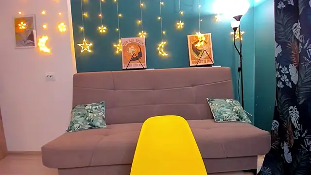 Snapshot of Xloe_Queen chatting on January 25, 2025, 11:13 am Xloe Queen online show from January 25, 2025, 11:13 am