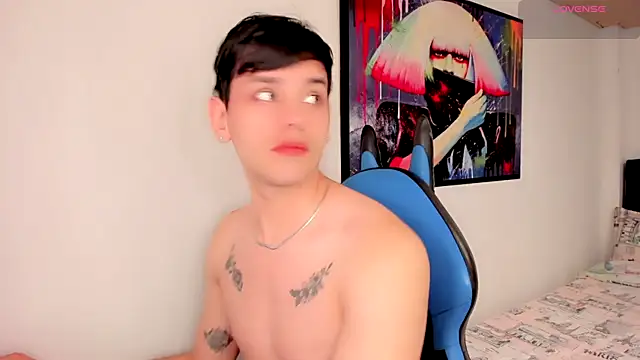 Snapshot of joe_jhon chatting on December 12, 2024, 1:49 pm joe jhon online show from December 12, 2024, 1:49 pm