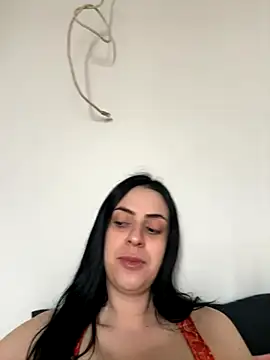 Snapshot of Morguisssz chatting on November 17, 2025, 12:33 pm Morguisssz online show from November 17, 2025, 12:33 pm