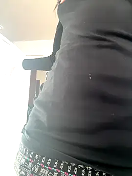 Snapshot of Morguisssz chatting on November 25, 2025, 9:53 am Morguisssz online show from November 25, 2025, 9:53 am