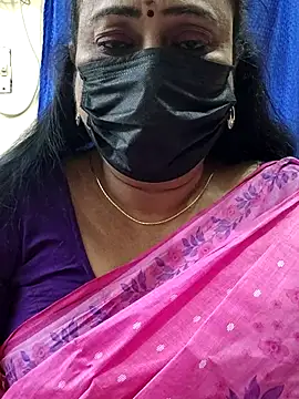 Snapshot of rekha_naier chatting on April 2, 2026, 5:54 pm rekha naier online show from April 2, 2026, 5:54 pm