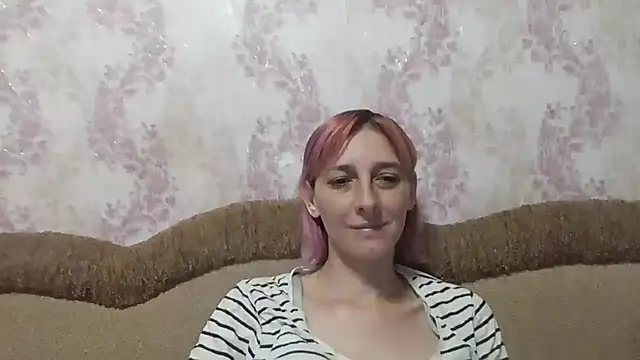 Ketti mom online show from July 8, 2026, 4:22 pm