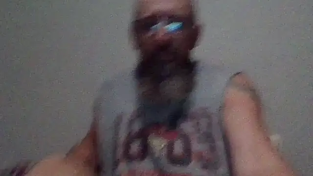 Snapshot of Huskers2020 chatting on November 7, 2025, 5:29 am Huskers2020 online show from November 7, 2025, 5:29 am