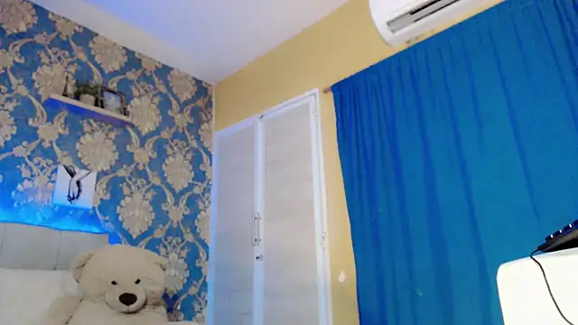 Snapshot of nicoledollts chatting on May 4, 2026, 8:38 pm nicoledollts online show from May 4, 2026, 8:38 pm