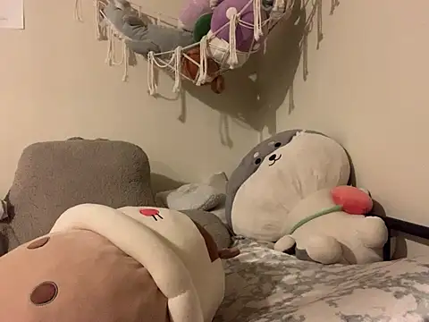 BigKittyRaven online show from December 28, 2024, 4:41 am