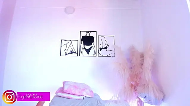 ellie mcdonald online show from April 9, 2026, 2:55 pm