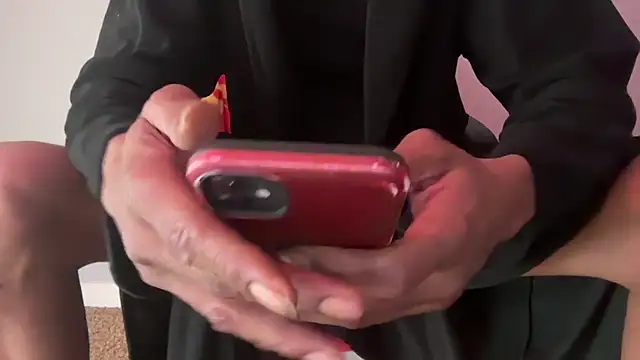 skarfosbabes69 online show from February 17, 2026, 9:21 pm