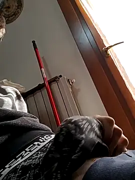 dariodario online show from February 15, 2025, 8:22 am