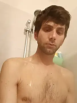 dariodario online show from March 3, 2025, 10:10 pm