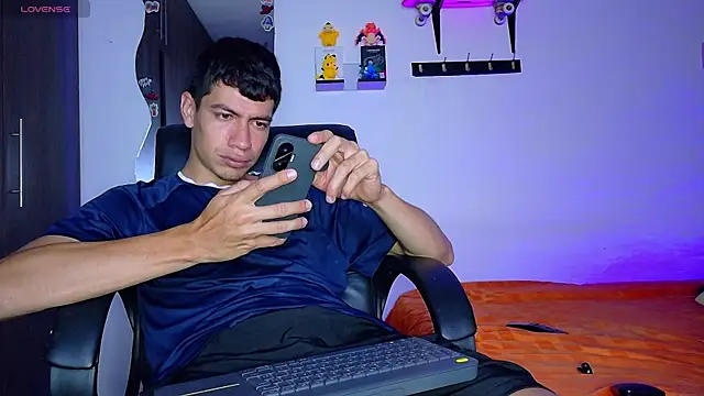 Nymphobuddies online show from September 9, 2025, 9:58 pm