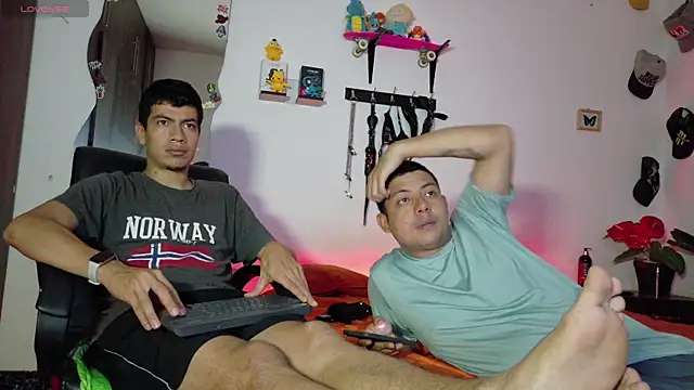 Nymphobuddies online show from January 5, 2026, 11:08 pm