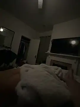 funcouple012 online show from December 5, 2024, 9:50 am