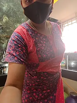 Tamil Shalini Lustyy online show from December 23, 2025, 1:36 am