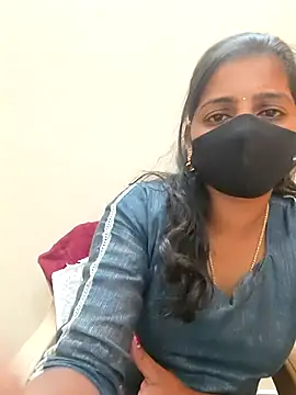 Tamil Shalini Lustyy online show from January 18, 2026, 5:17 pm