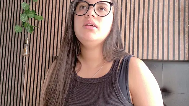 Snapshot of Victoria_Ponce1 chatting on November 6, 2025, 7:15 pm Victoria Ponce1 online show from November 6, 2025, 7:15 pm