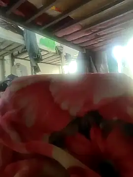 Snapshot of shale26 chatting on December 30, 2024, 8:32 am shale26 online show from December 30, 2024, 8:32 am