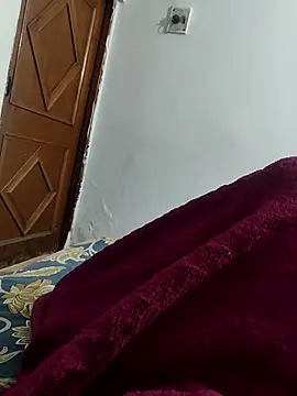 Snapshot of shale26 chatting on February 24, 2025, 4:36 pm shale26 online show from February 24, 2025, 4:36 pm