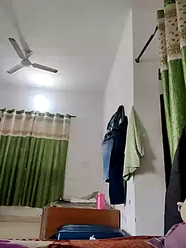 Snapshot of shale26 chatting on March 8, 2025, 7:27 am shale26 online show from March 8, 2025, 7:27 am