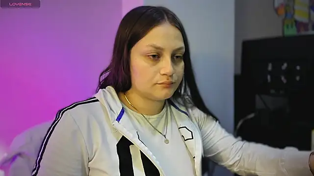 Snapshot of cherry_coper chatting on February 3, 2026, 11:15 am cherry coper online show from February 3, 2026, 11:15 am