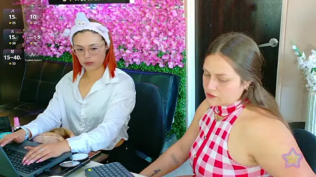 Snapshot of cherry_coper chatting on February 27, 2026, 1:44 pm cherry coper online show from February 27, 2026, 1:44 pm