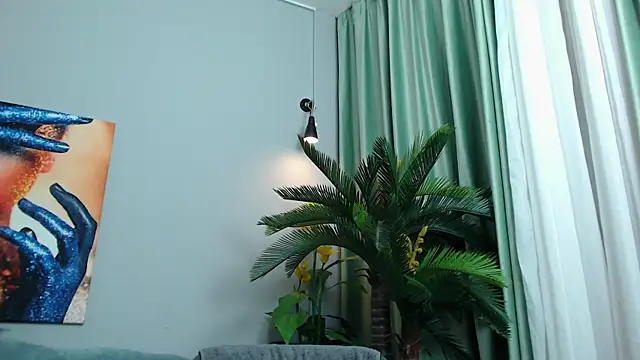 EvySmithXXX online show from November 5, 2025, 6:35 am