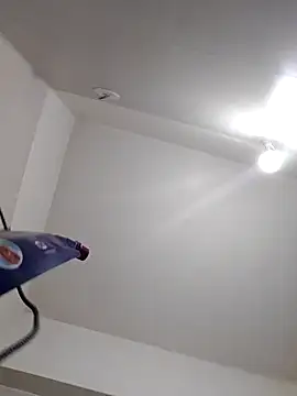 Snapshot of samee00721 chatting on February 9, 2025, 3:32 am samee00721 online show from February 9, 2025, 3:32 am