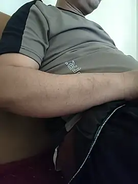 samee00721 online show from March 14, 2026, 9:26 am