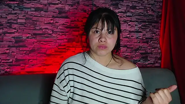 sofi bronw online show from March 18, 2025, 10:36 am