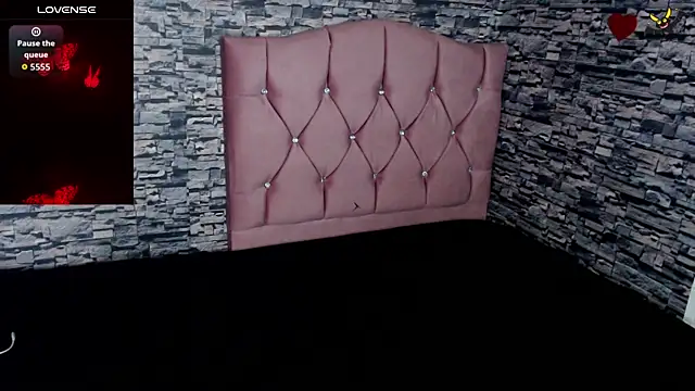 sofi bronw online show from September 20, 2025, 5:08 am