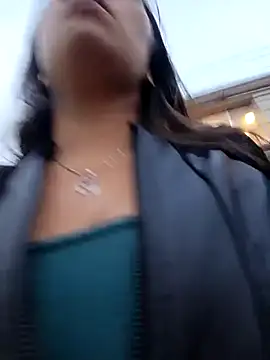 LIZ-06  online show from February 24, 2025, 11:09 pm